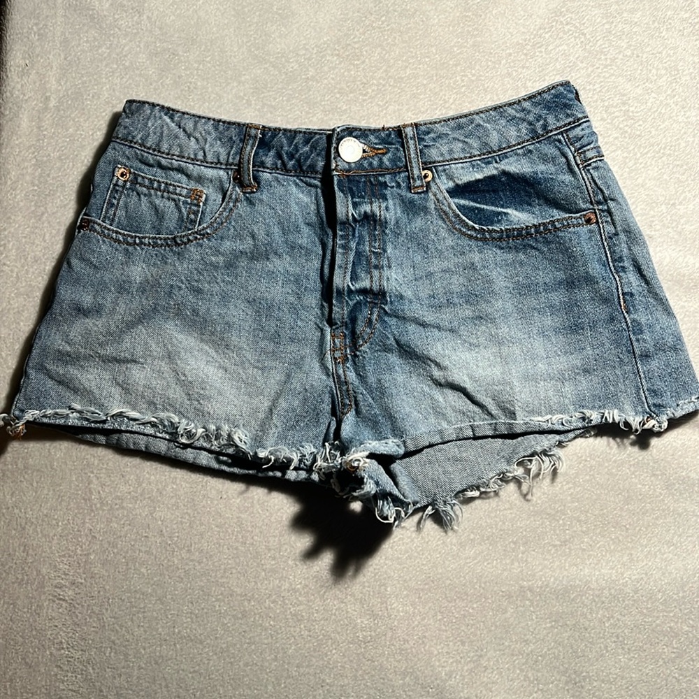 Forever21 high waisted button up jean shorts